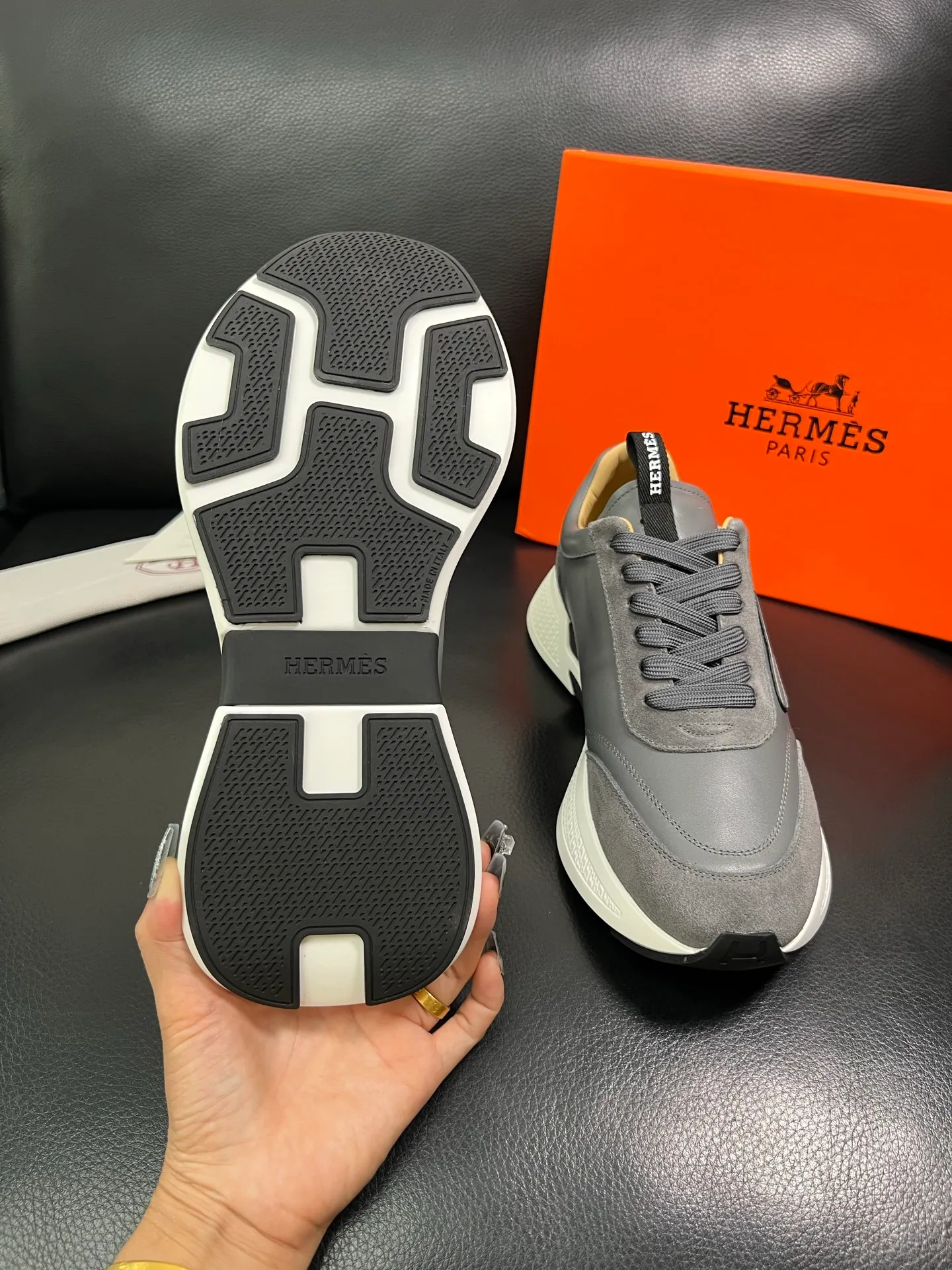 Men's men's shoes 💰840 Hermes top purchasing Hermes counter synchronization, original factory configuration, original cowhide fabric imported from Italy, high-quality splicing technology, fully imported water-dyed cowhide lining, soles: original factory special soles are super comfortable, original factory and single goods are high quality, welcome to compare and synchronize with counters, code number 39-44 (customized 38 45) 85863